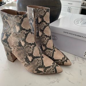 Steve Madden Nadalie Booties